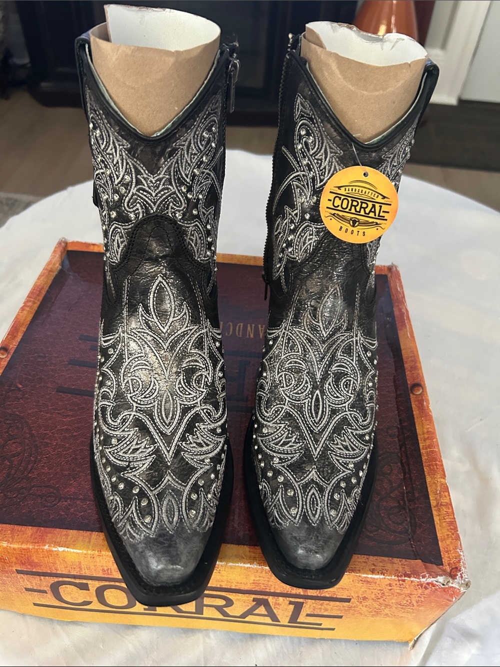 Corral Black Western Lace-Up Embroidered Ankle Boots Size 10.5. To Size 11